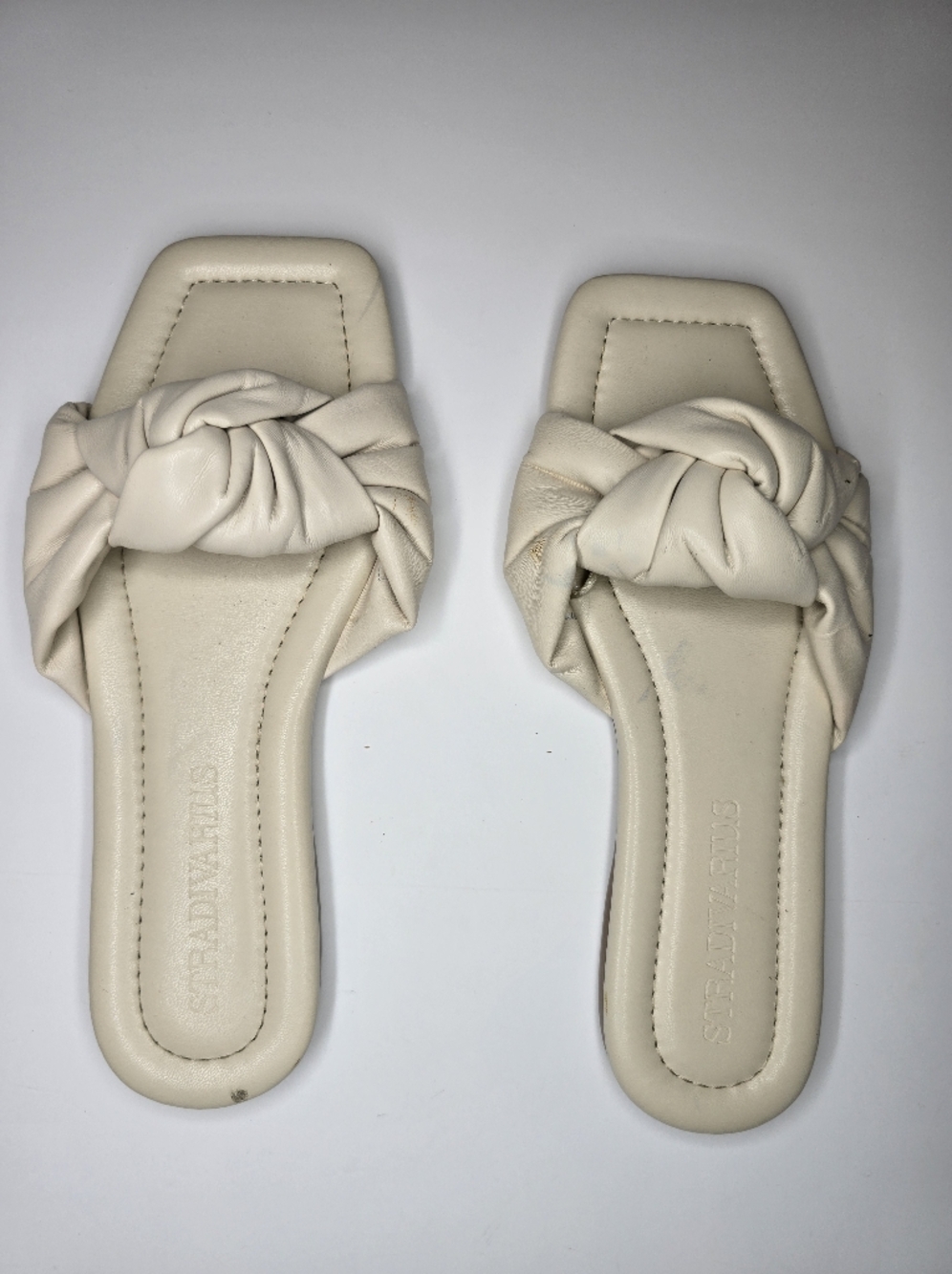 Stradivarius Cream Knot Slide Sandals 8.5 Women’s Flat Square Toe